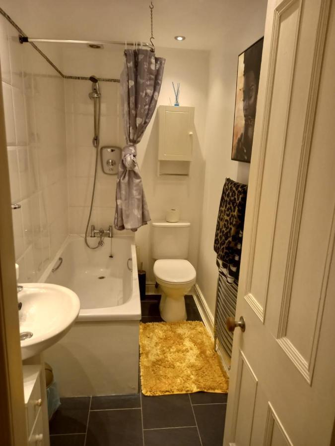 Aberdeen Haven In Aberdeen City Center Ngoại thất bức ảnh